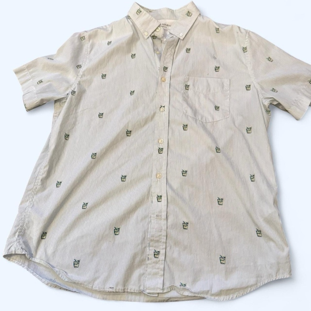 Banana Republic Luxe Poplin Slim Fit button down shirt